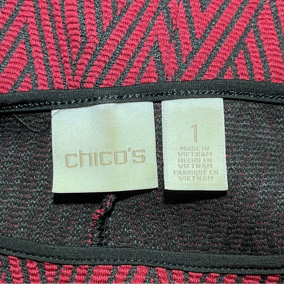 Chico’s Red Black Diamond 3/4 Sleeve Stretchy Top Womens Size 1 Boat Neck - Picture 7 of 13